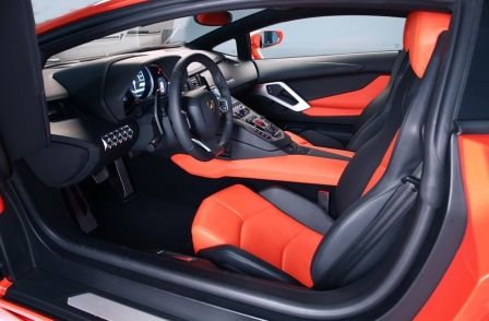 Aventador 5
